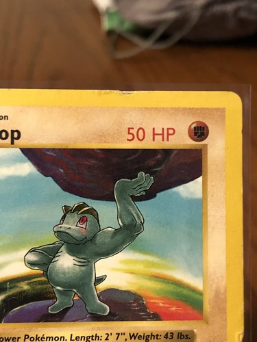 Machop 52/102 Shadowless Base Set Pokemon Card ~ DAMAGED - Picture 3 of 4