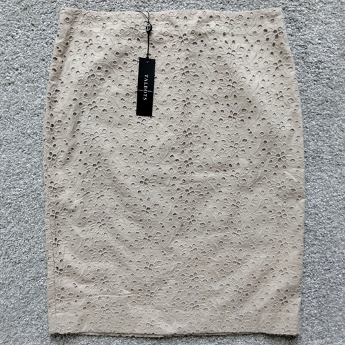 NWT 6 Women's Talbots Eyelet Floral Lace Lined Pencil Skirt Knee Length NEW - Picture 9 of 10