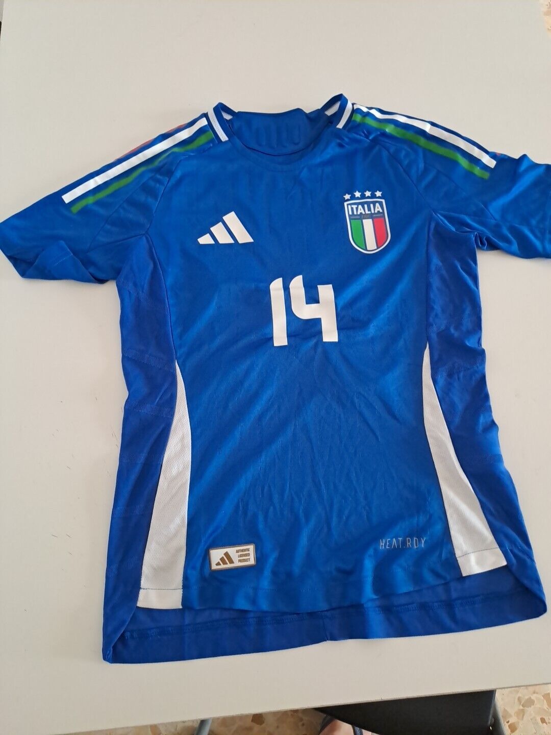 Foto 1 di 6