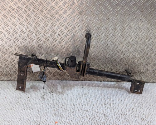 RANGE ROVER EVOQUE L538 TOWBAR WITH HOOK & WIRING 2013 GJ3M19D520CA