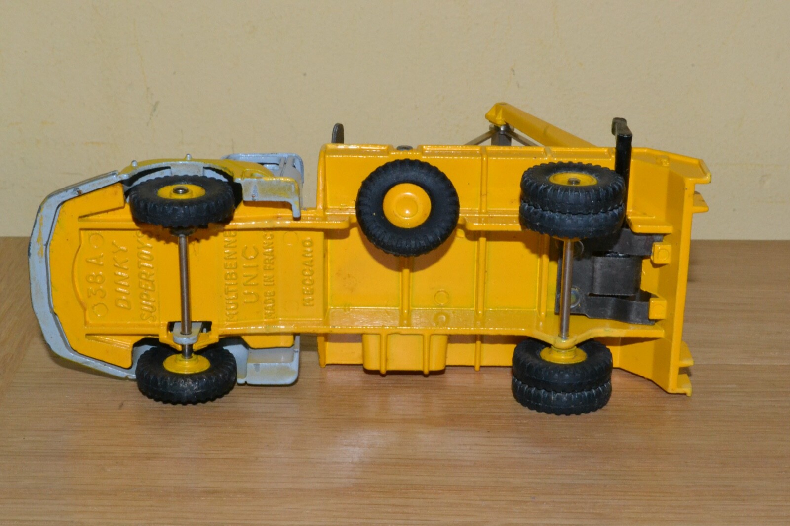 Bild 12 von 24