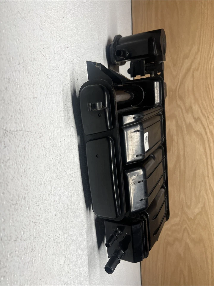 Hyundai Elantra 2017 bote de carbón de vapor de combustible OEM #181 Foto 4 de 4