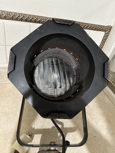 ALTMAN PAR 64 SPOT/FLOOD LIGHT Theatrical Fixture Lights W/ Bulbs Tested Working - Picture 4 of 11