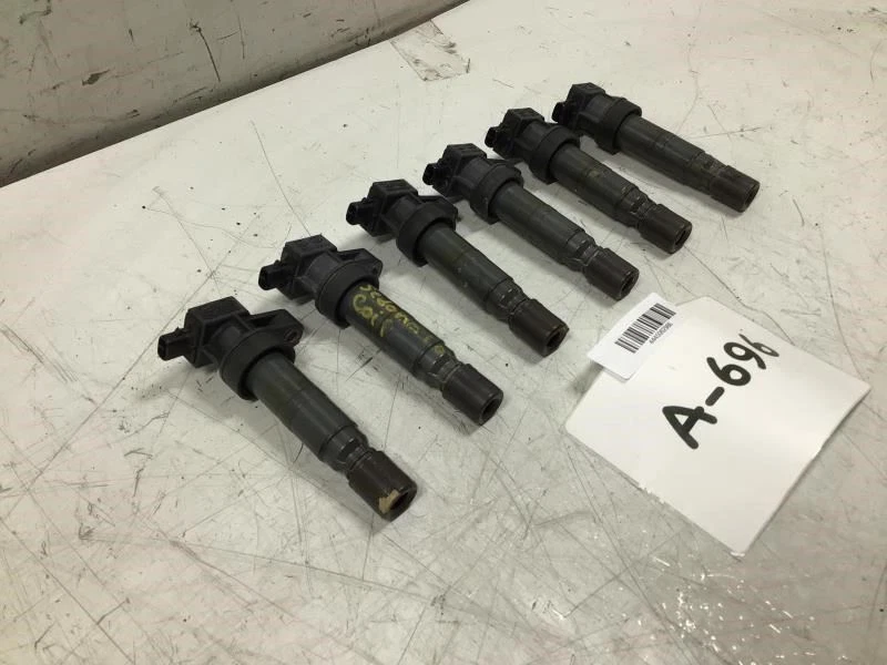 2010 KIA SEDONA IGNITION COIL SET OF 6 / IGNITOR OEM+ - Image 2 of 4