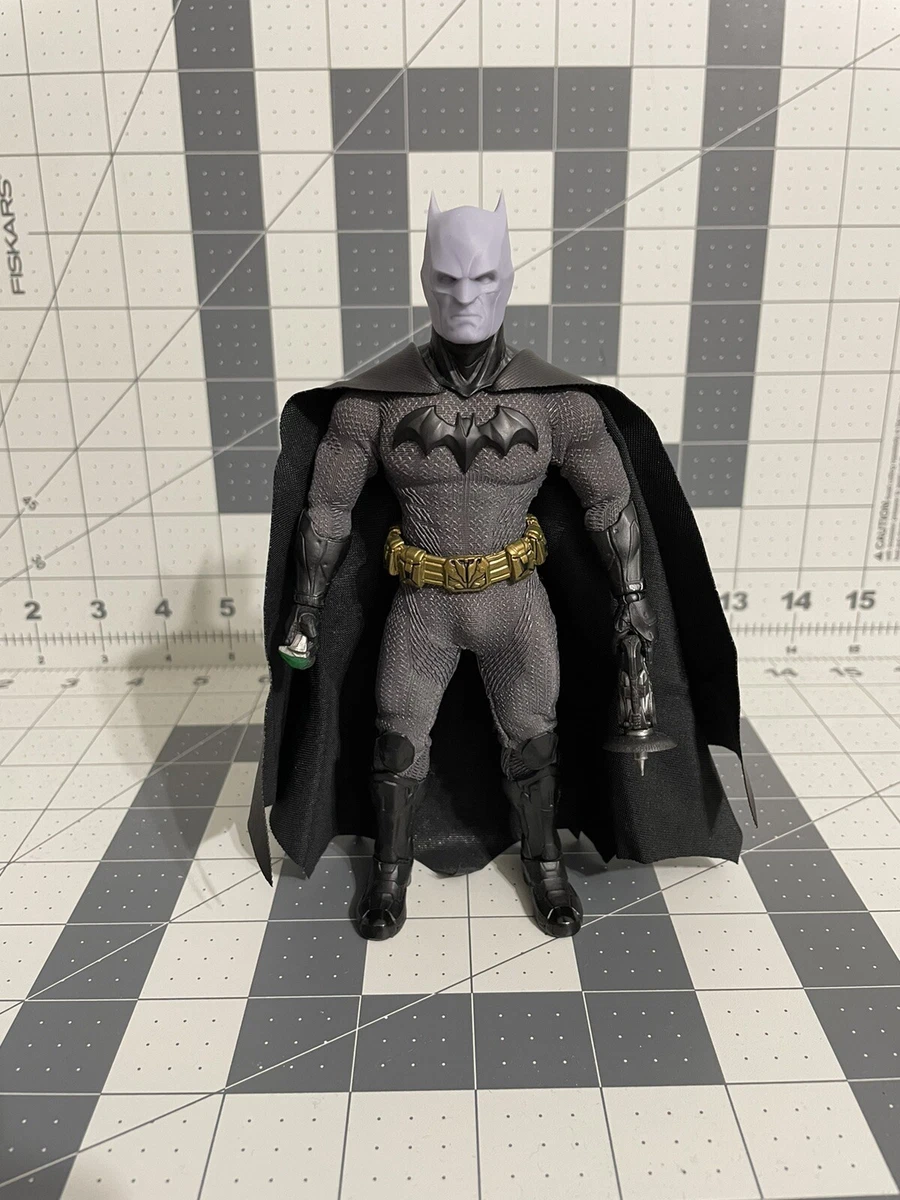 Mezco sovereign knight 2025