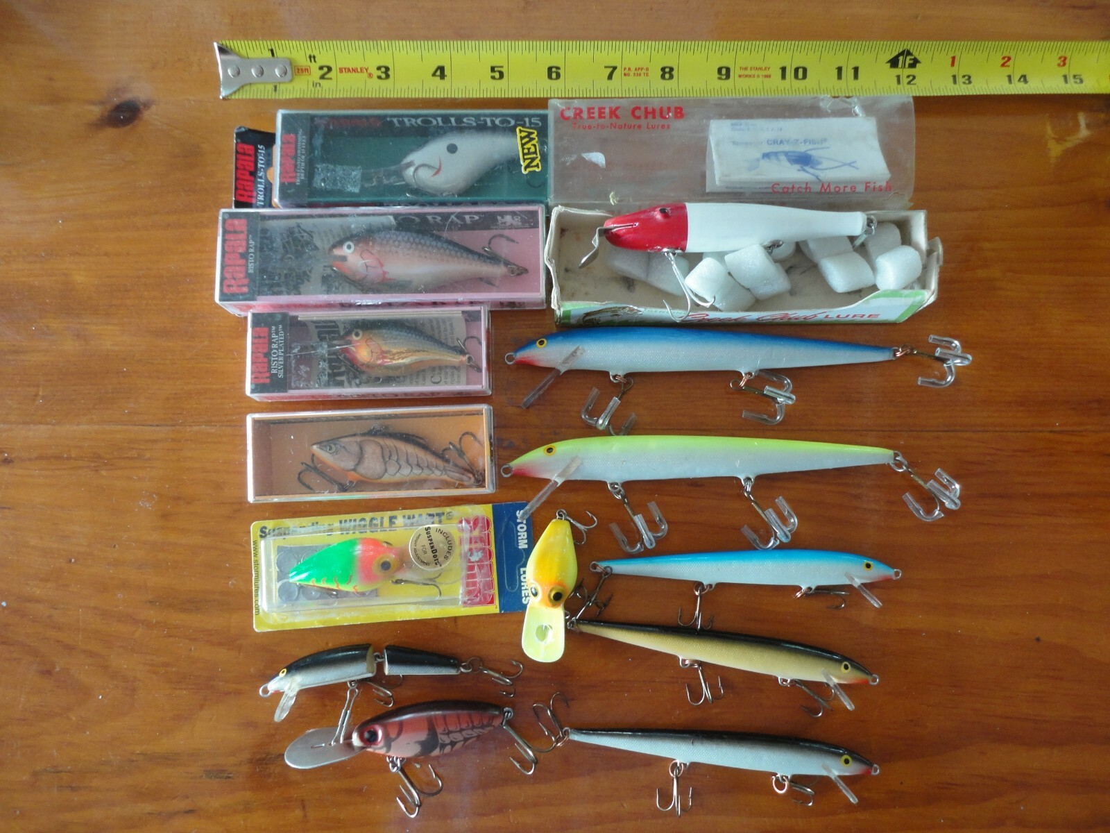 LOT OF LURES, RISTO RAP, DT15, CCBC, WIGGLE WARTS, HOTNTOT, RAPALA FLOATING EX LOT OF LURES, RISTO RAP, DT15, CCBC, WIGGLE WARTS, HOTNTOT, RAPALA FLOATING EX