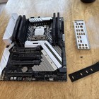 ASUS Prime X299 Deluxe mit i9-7900X und 64GB Vengeance RGB DDR4 + IO Shield