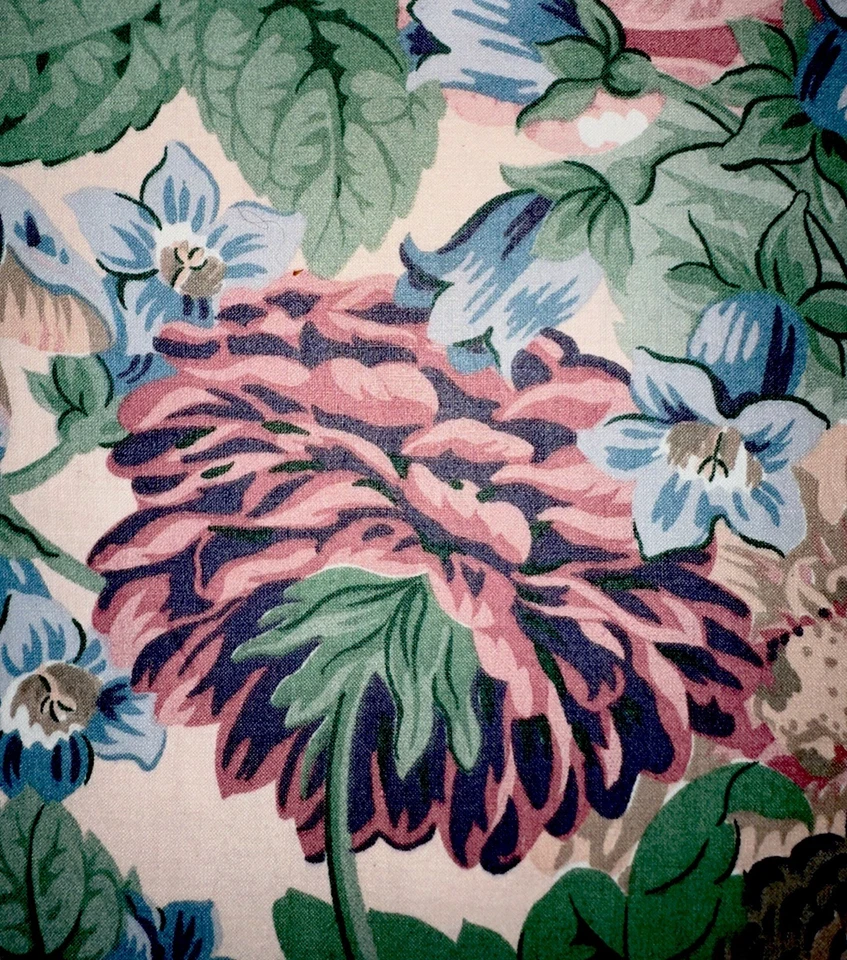 Tela de satén de algodón floral de colección 87’ 54x1Yd ATELIER de BLOOMCRAFT Inter’s #8845 Foto 2 de 4