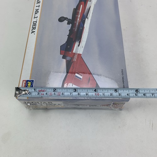 Hasegawa 1/72 Jaguar T Mk.2 Dera RAF SEPECAT Scale Aircraft Model Kit 02459 - Picture 17 of 18