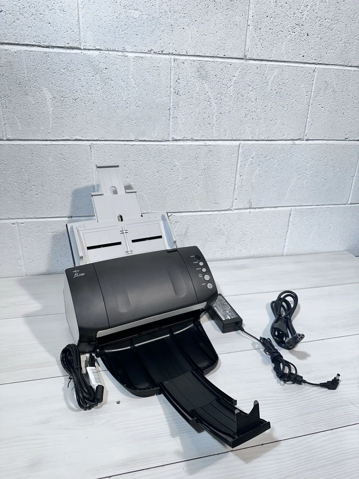 Scanner professionale Fujitsu fi-7140 con alimentatore da 80 fogli - Duplex - Immagine 2 di 4