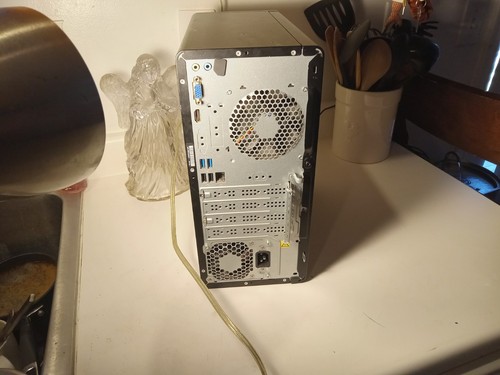 HP DESKTOP M01-F1124 | AMD RYZEN 5 4600G | 1 TB NVME | 12GB RAM | WINDOWS 10 NA - Picture 7 of 10