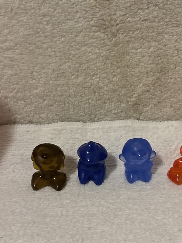 Crazy Bones Lot of 8 Magic Box Aliens Figures W Case FREE SHIP - Picture 11 of 19