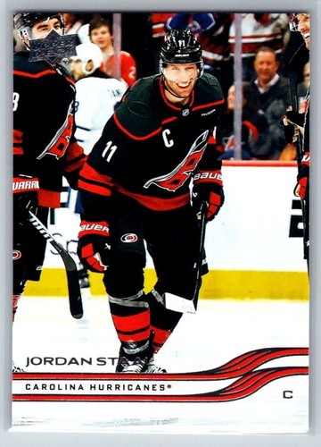 2025-26 Upper Deck Series 1 #28 Jordan Staal Carolina Hurricanes - Picture 1 of 2