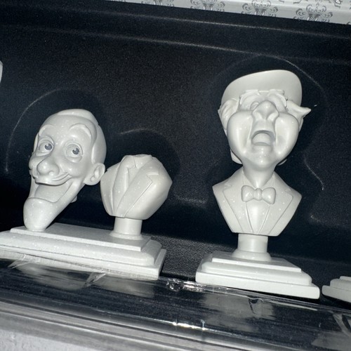 Disney Mansión Embrujada 50 Aniversario Bustos de Canto Set Cementerio Halloween - Imagen 6 de 10