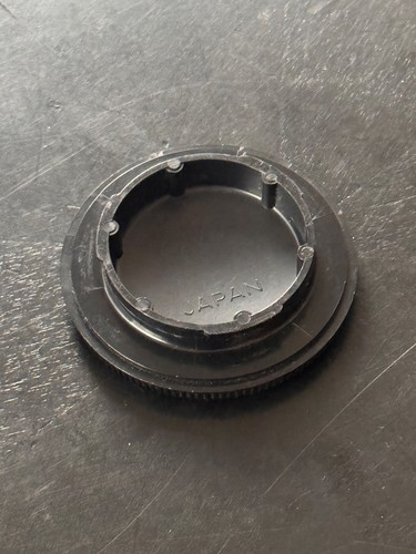 Minolta MD Mount SLR Body Cap - Picture 2 of 2
