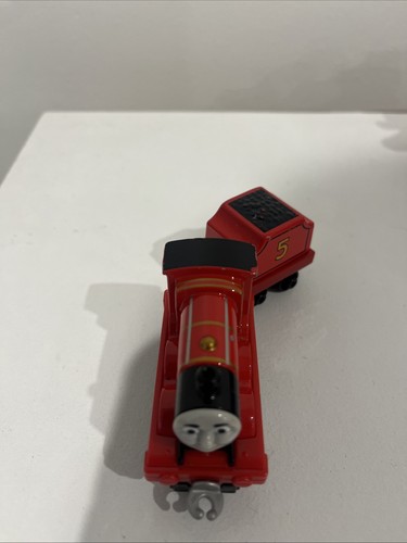 Thomas & Friends Metal Trains James & Tender 2013 Mattel Take & Play - Picture 7 of 12