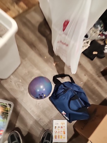 Columbia 300 High Speed Hybrid Bowling Ball 15 lb mit Tasche. B-5 - Bild 5 von 5