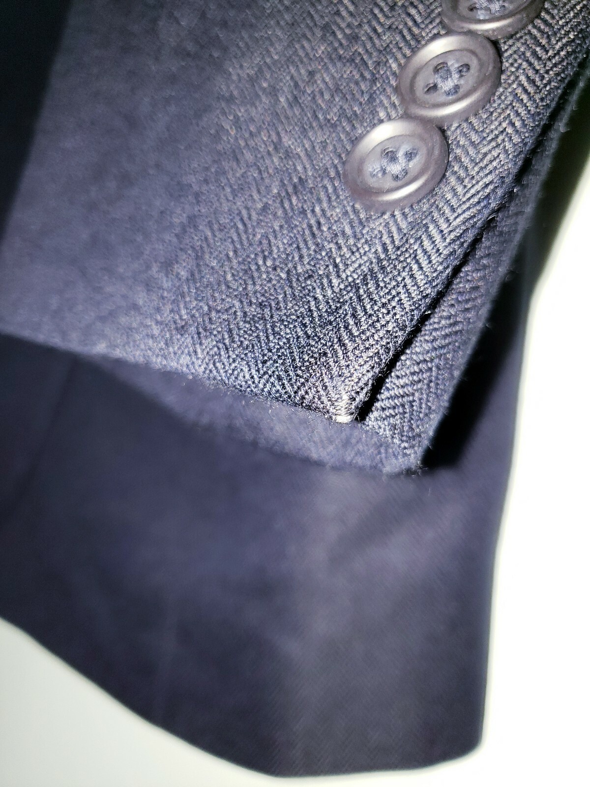 Picture 4 of 12