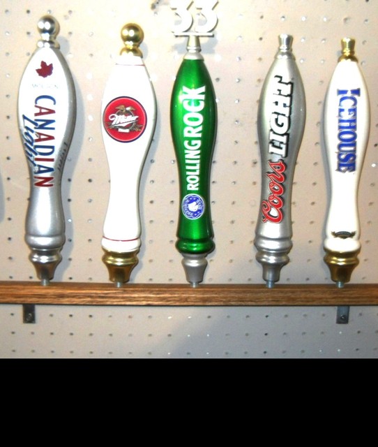 WALL MOUNTED 5 PLACE BEER TAP HANDLE DISPLAY SHELF SOLID OAK INCLUDES