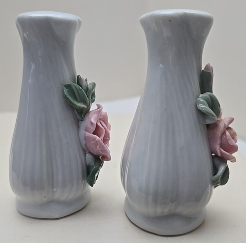 Vintage Salt & Pepper Shakers, Porcelain, White with Pink Roses and Leaves - Picture 5 of 8