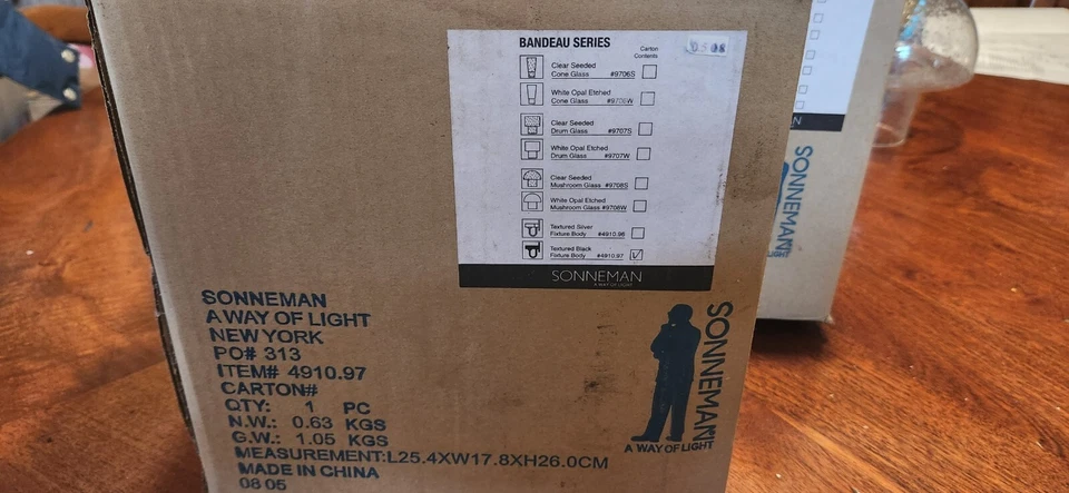 (2) Aplique de pared Sonneman Bandeau 4912.97 en acabado negro mate. Foto 3 de 4