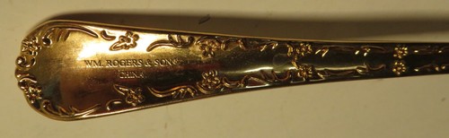 Wm Rogers GOLDEN ENCHANTED ROSE Gold Electroplate 2 Pc Serving Large Spoon Set - Picture 14 of 16