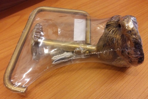 Vintage Brass Mounted Home Decor Tissue Paper Holder  Gorilla Monkey Toilet Wall - Picture 9 of 11