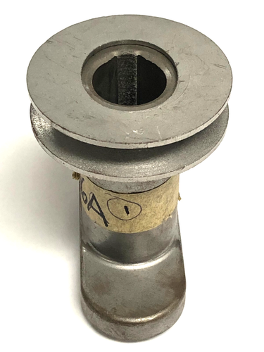 CUB CADET PART# 748-04016A, REPLACEMENT PULLEY/BOW TIE ADAPTER FOR 22" BLADE-OEM - Picture 3 of 4