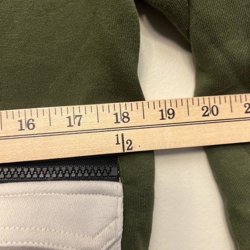 Nike boys sweatshirt, large, army green NWT pockets - Picture 5 of 9