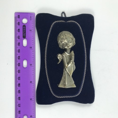 Vintage ITALY A.L. Carved 88% PURE PEWTER ANGEL PRAYING Blue Velvet Plaque MCM - Picture 5 of 6