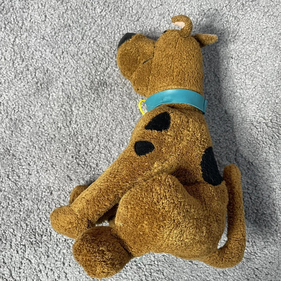 Juguete de peluche Scooby Doo aplausos peluche etiquetas sentadas Foto 2 de 4