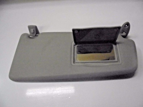 FORD FOCUS C MAX 03-10 DRIVER SIDE FRONT SUN VISOR AND MIRROR - Picture 1 of 2