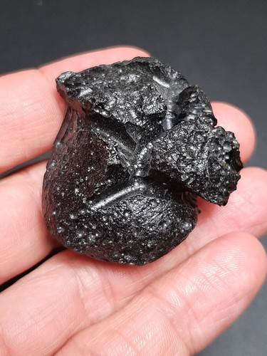 Tectita grande - Filipinita / Rizalita - 49,99 g / 3,8 cm - Ranura profunda Bicolita - Imagen 12 de 12