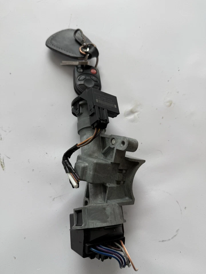 ¡Bloqueo interruptor de encendido Ford Fusion 2006-2007 con llave e inmovilizador! OEM 6E5T15607Ab Foto 2 de 4