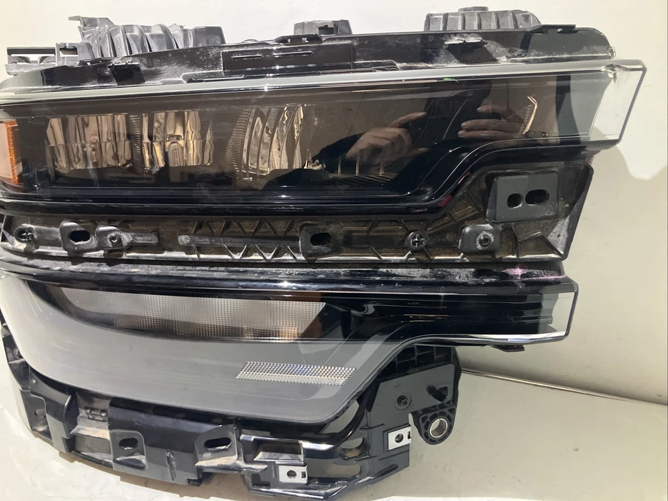 2025 2026 Ram 2500 3500 pasajero derecho reflector lateral derecho faros LED OEM 2494 Foto 4 de 4