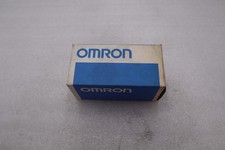 Omron E5C2-R20J Temperature Controller E5C2R2...