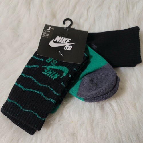 2 Pair Nike SB Kids Boy's High Crew Socks. Black, Green. SZ 3Y-5Y - Picture 1 of 1