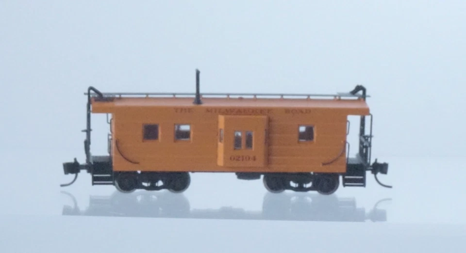 NOS Fox Valley Models MILWAUKEE ROAD 02104 N Scale Caboose Car - 91010 - Image 2 of 3