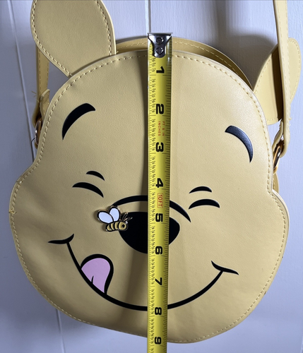 Disney Winnie the Pooh Crossbody Character Bag Yellow Purse Enamel Bee NWT! - Picture 11 of 11