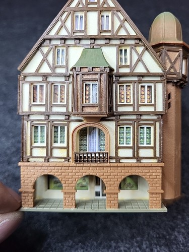 Vollmer 19521 N Scale 1:160 Half Timber Old Town 4 Storys Home Fully Assembled - 第 13/17 張圖片