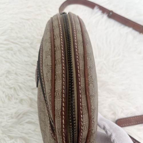 CELINE Borsa a tracolla marsupio modello macadam PVC beige - Foto 9 di 17