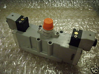 Electroválvula parker h32wxbg323000cc isys 120vac nueva sin caja - Imagen 1 de 2