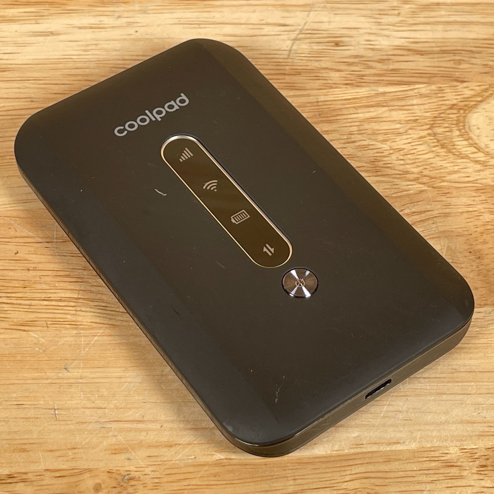 Coolpad Surf CP332A Black Wireless Rechargeable 4G LTE Wifi Mobile