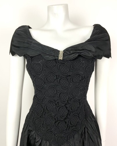 VINTAGE 50s 60s BLACK SILVER FLORAL LACE COCKTAIL PARTY DRESS 8 10 - Picture 3 of 7