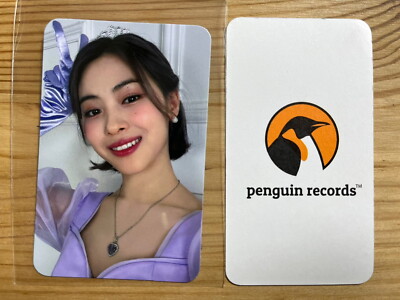 ITZY - TO WONDER WORLD OFFICIAL MD TRADING CARD POB PHOTO