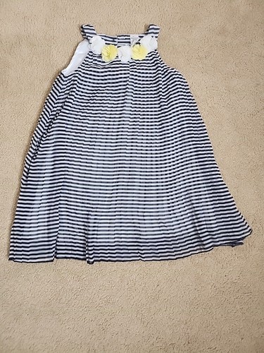 Pleated Girls Dress, Size 6x, White And Black Dress With Roses At The Neck. - Picture 7 of 11
