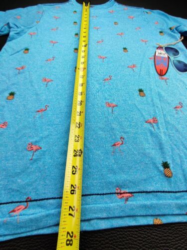 Huntington Beach Men's Medium Baby Blue Flamingo/Pineapple Short Sleeve T-Shirt - Picture 9 of 9