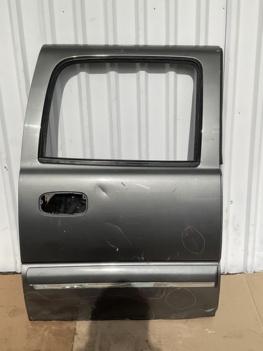 2002 CHEVROLET SUBURBAN 1500 REAR RIGHT DOOR - Picture 2 of 13