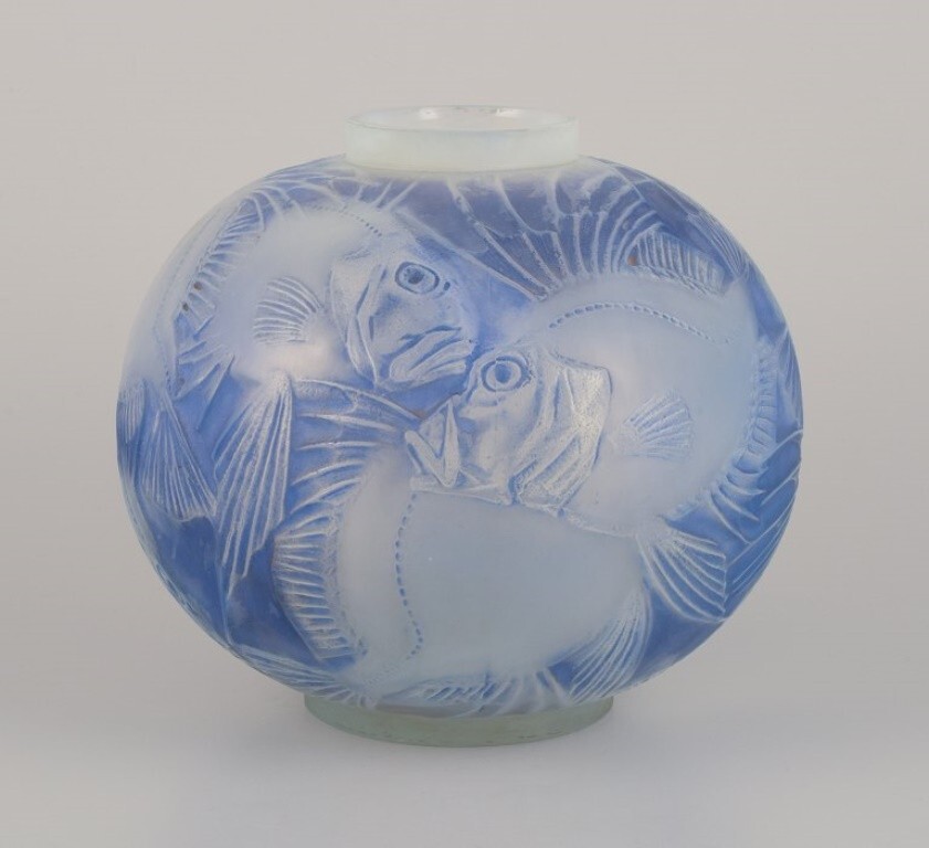 René Lalique. Large, rare and early 