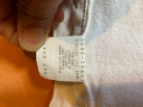 Vintage Women's White Levis 501 Button-Fly Jeans 1990s Mom Jeans Size 11 - Picture 8 of 8